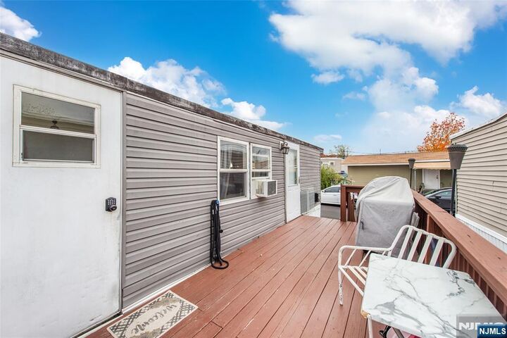 Property Photo:  39 Helen  NJ 07074 