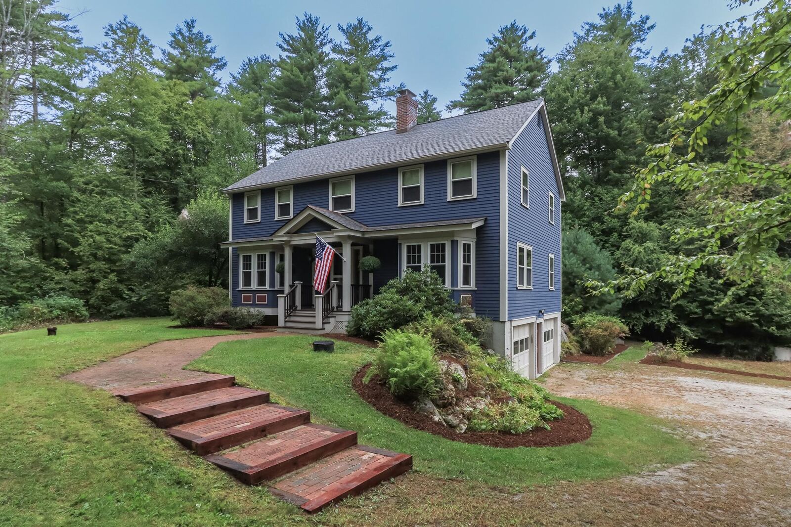 Property Photo: 7 Arrowwood Road NH 03070
