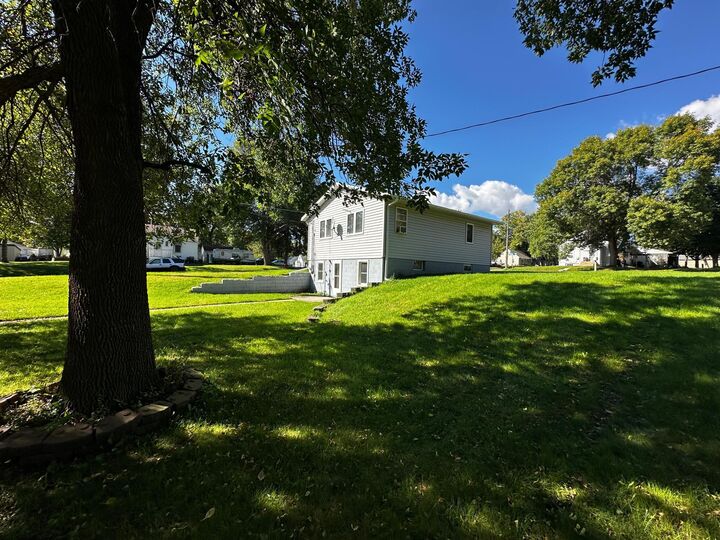 Property Photo:  401 E Broadway Street  MN 56381 