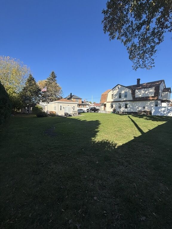 Property Photo:  460 Burncoat B  MA 01606 