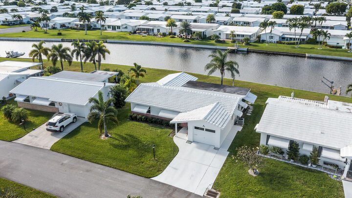 Property Photo:  1008 SW 7th Avenue  FL 33426 