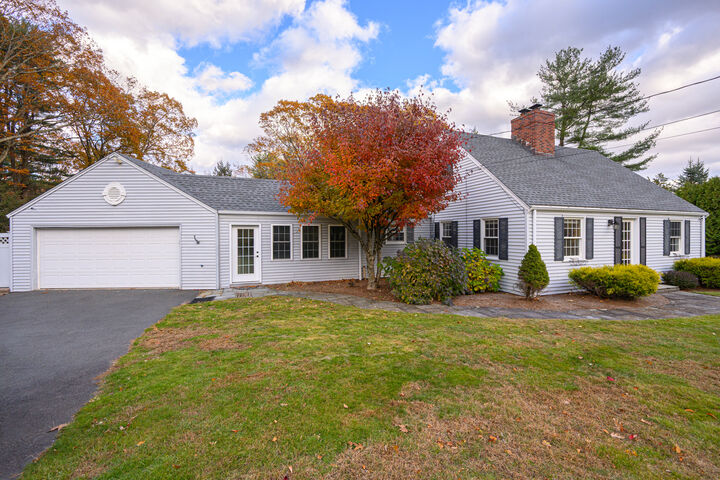 Property Photo:  486 Deercliff Road  CT 06001 