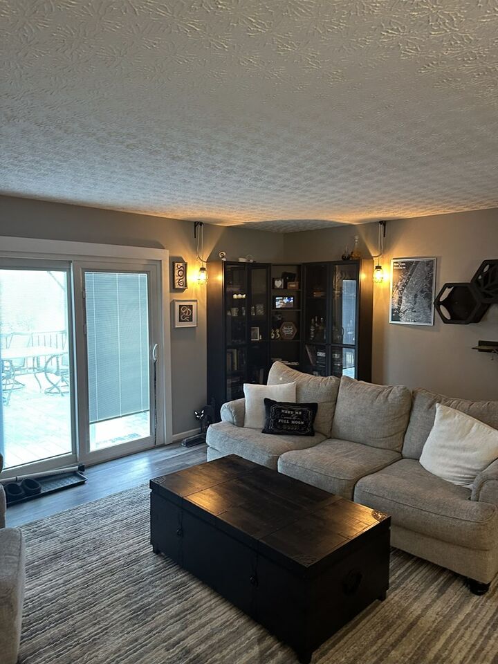 Property Photo: 4134 Demorest Cove Court OH 43123