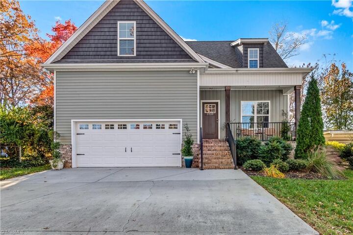 2310 Sherwood Drive  Winston-Salem NC 27103 photo