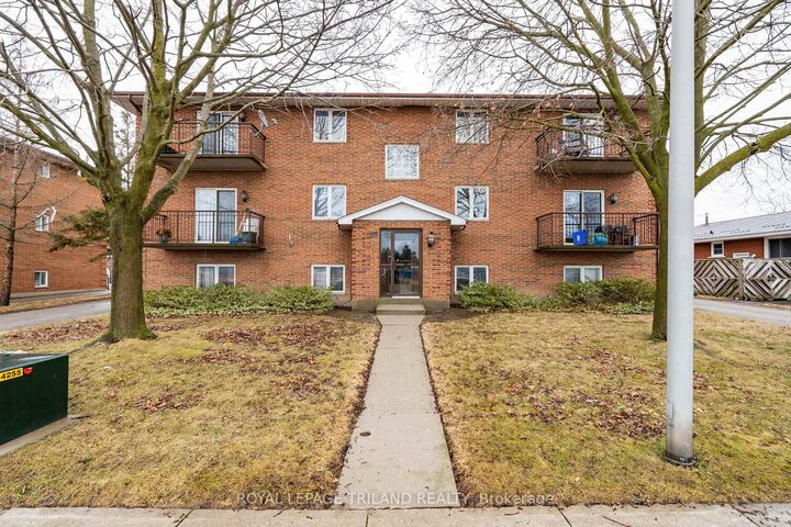 221 Highview Drive — photo 1