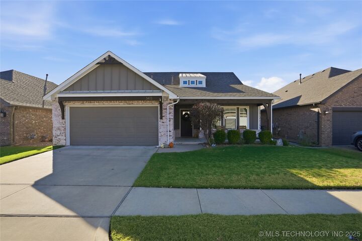 Property Photo: 3413 W Norman Street OK 74012