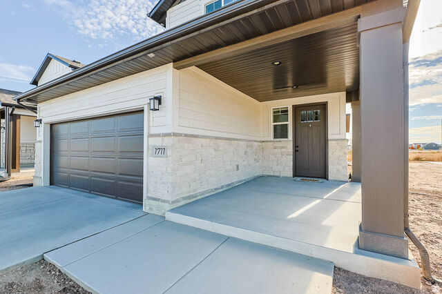 Property Photo:  1711 W Ross Rd  UT 84075 