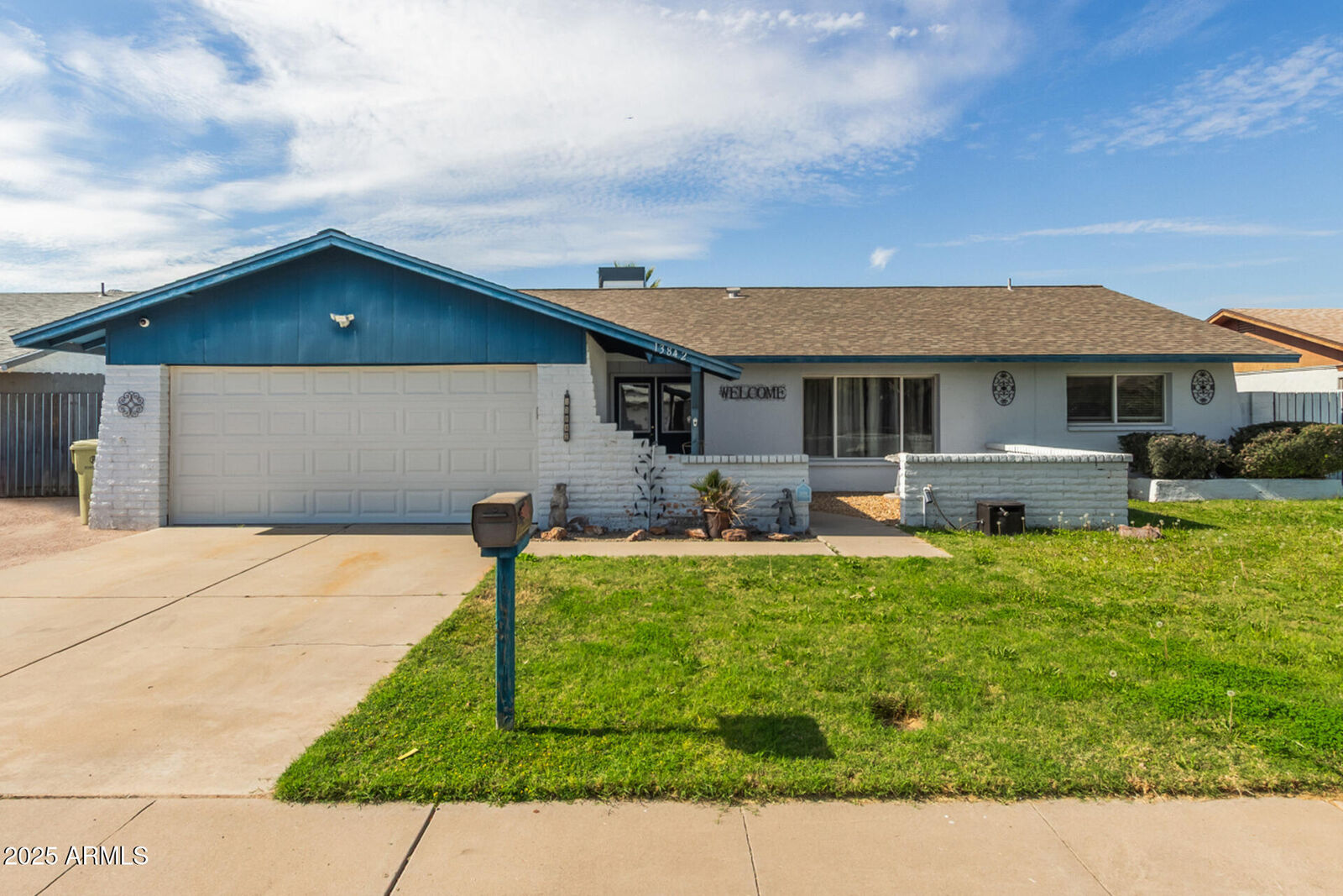 Property Photo: 13842 N 52nd Avenue AZ 85306