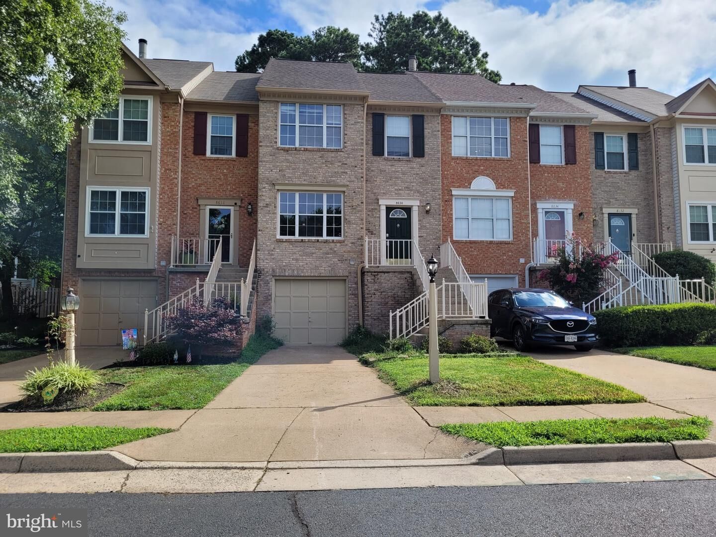 Property Photo: 8636 Sanderling Drive VA 20110