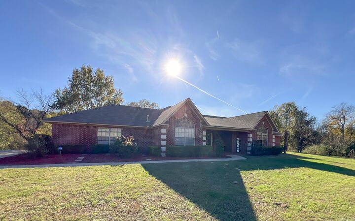 Property Photo: 4111 Singley Rd AR 72206