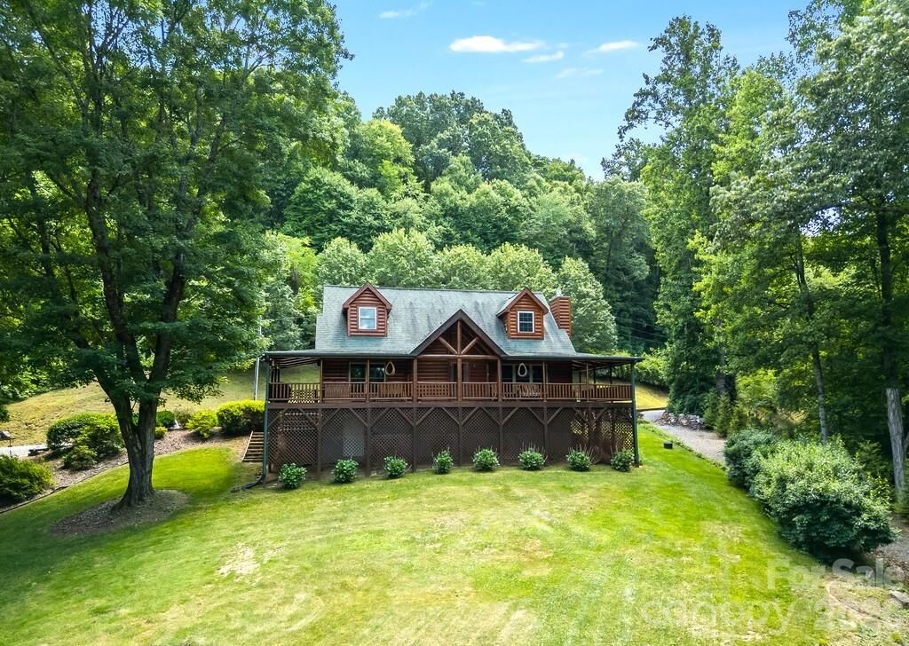 Property Photo:  17 Aaron Way  NC 28786 