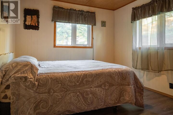 21 Tinker'S Rd  Nestor Falls ON P0X 1K0 photo