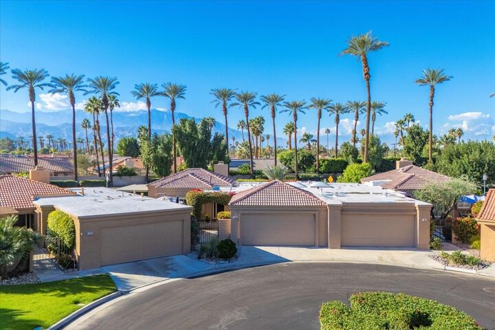 Property Photo:  44269 Portofino Court  CA 92260 