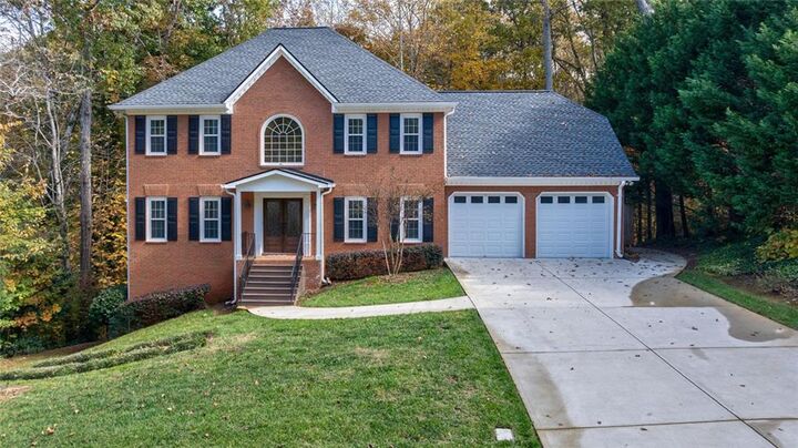 105 Beech Tree Lane  Roswell GA 30075 photo
