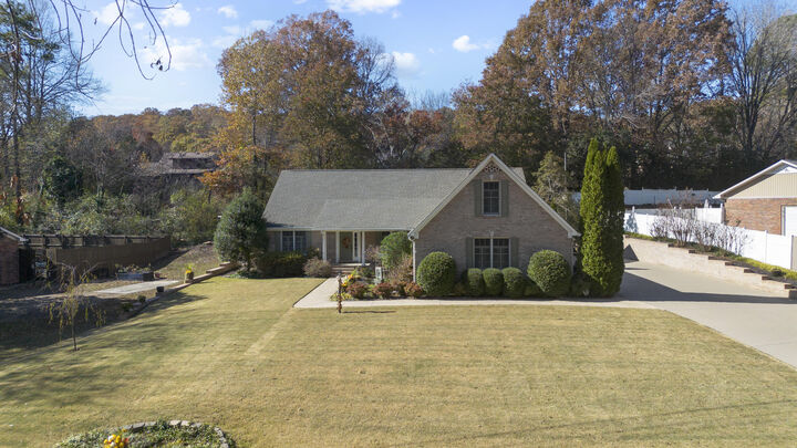 Property Photo: 1507 Everhart Drive NW TN 37311