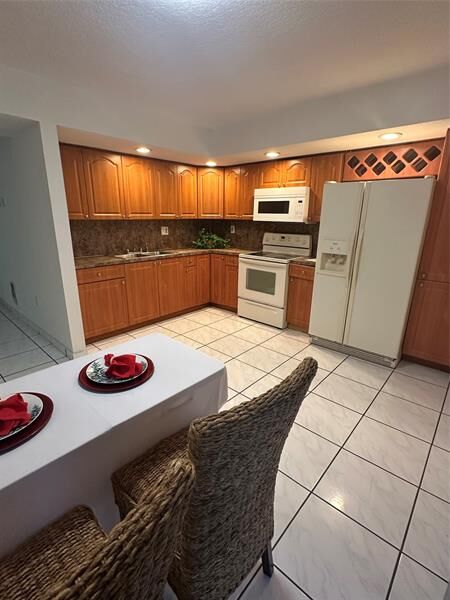 Property Photo:  8420 SW 133rd Avenue Rd 106  FL 33183 