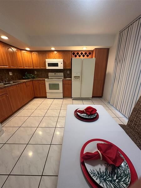 Property Photo:  8420 SW 133rd Avenue Rd 106  FL 33183 