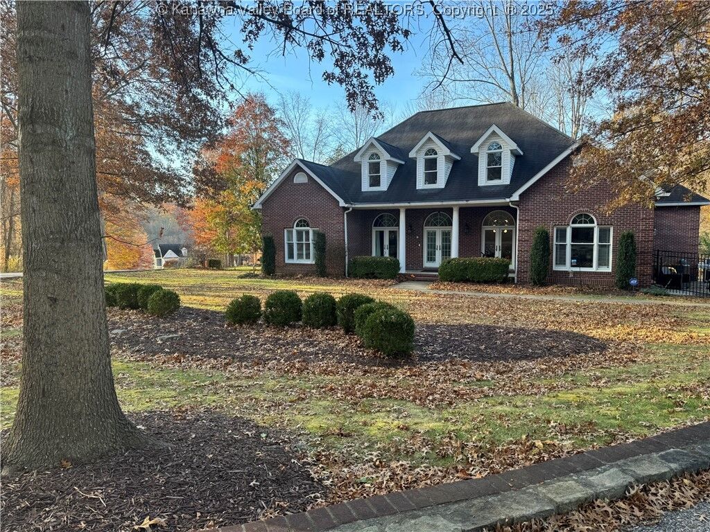 Property Photo: 2 Hermitage Road WV 25314