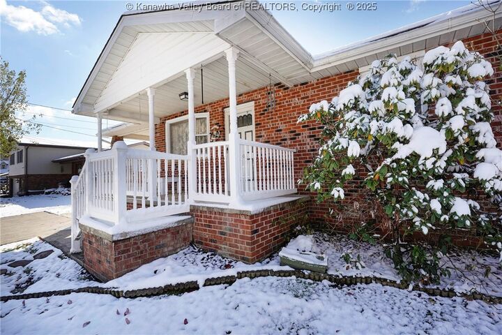 Property Photo: 305 Fir Street WV 25070