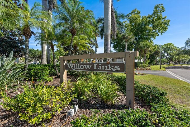 Property Photo: 5290 Willow Links 57 FL 34235