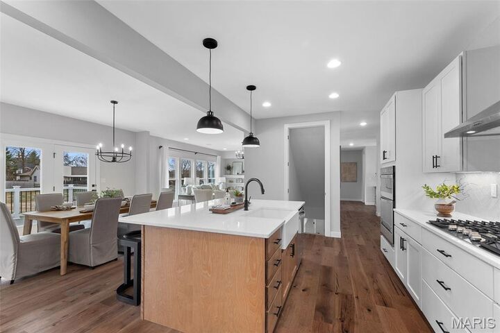 Property Photo: 1 Bridgeport Chateau De Fond Du Lac MO 63367