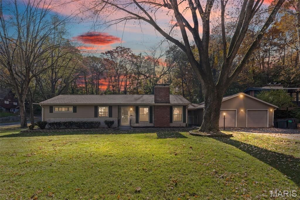 Property Photo:  10 Knollwood Drive  IL 62223 