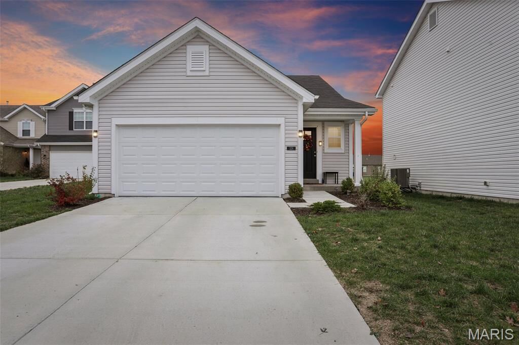 Property Photo: 328 Crestfield Court MO 63301