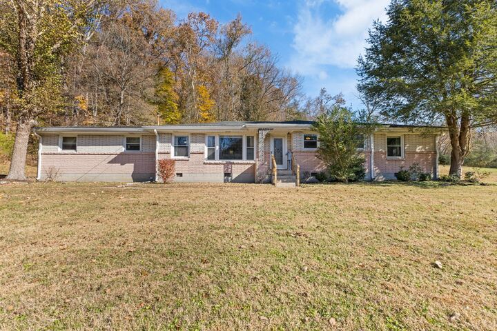 5176 Clarksville Hwy  Whites Creek TN 37189 photo