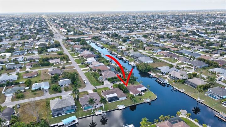 Property Photo:  3201 SE 1st Court  FL 33904 