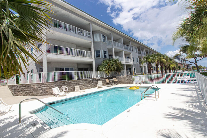 Property Photo:  212 Harbor Boulevard 102  FL 32541 