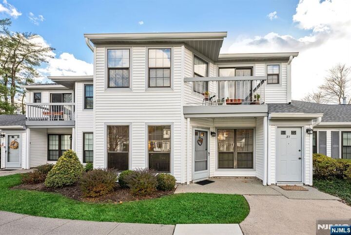 Property Photo: 80 Konight Court NJ 07430