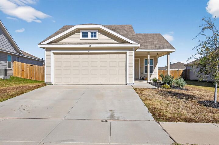 Property Photo:  2732 Evening Side Court  TX 76179 