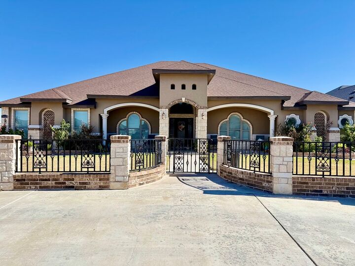 Property Photo: 6940 Tobosa Ave TX 79765
