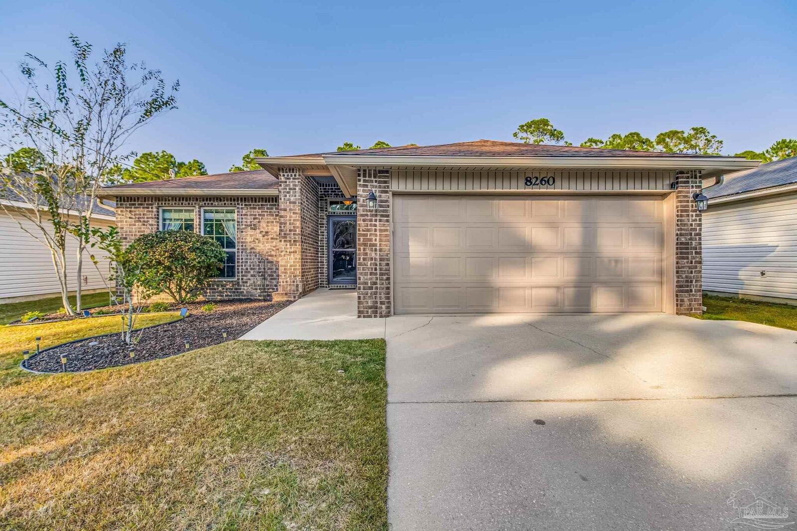 Property Photo: 8260 Tavira St FL 32566