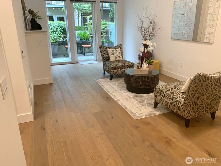 Property Photo: 375 Kirkland Avenue 145 WA 98033