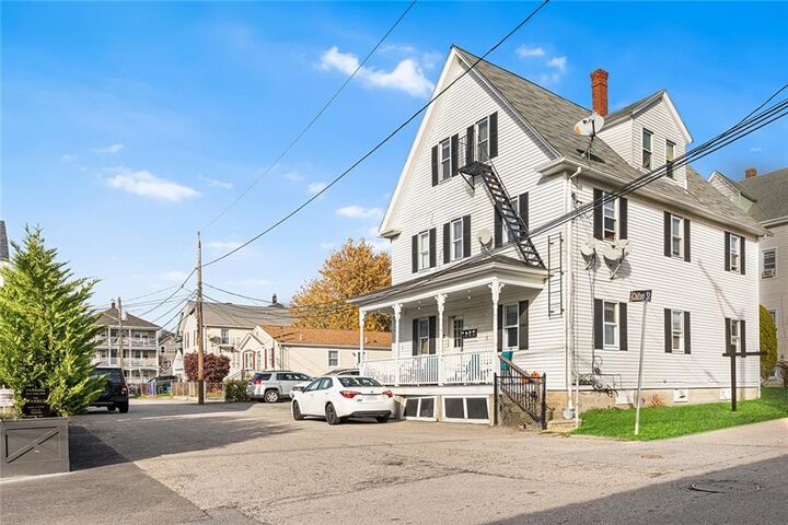 2 Chilton Street  Bristol RI 02809 photo