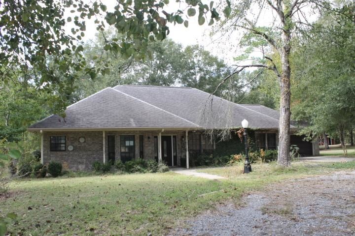 Property Photo:  4952 Evergreen St  TX 77630 