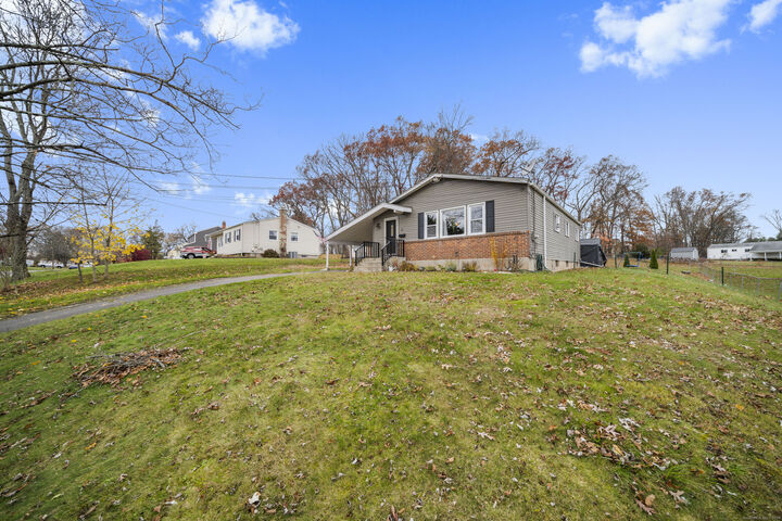 Property Photo: 19 Thomas Street CT 06096