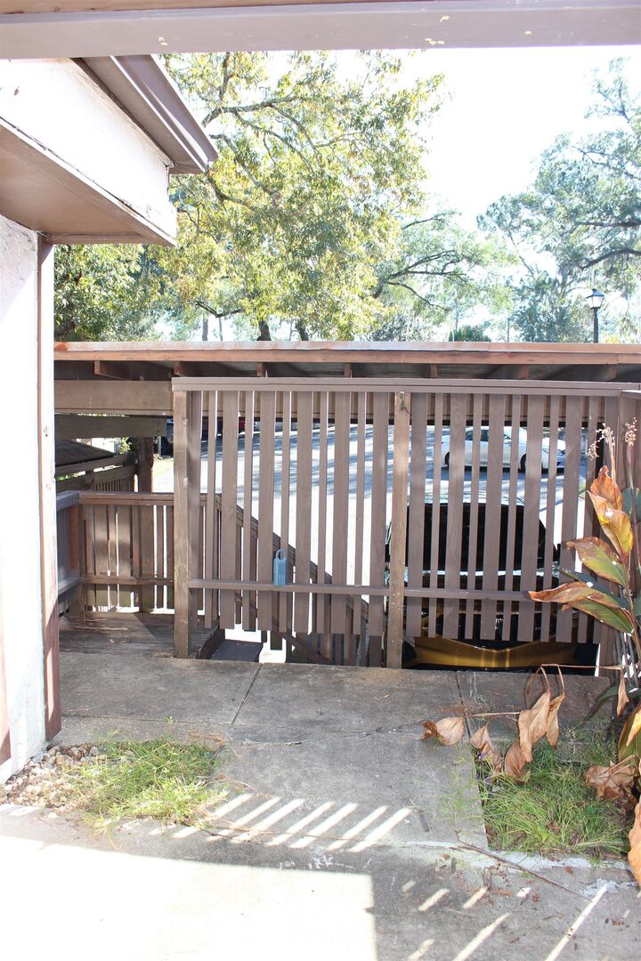 Property Photo: 409 Westwood Drive FL 32304