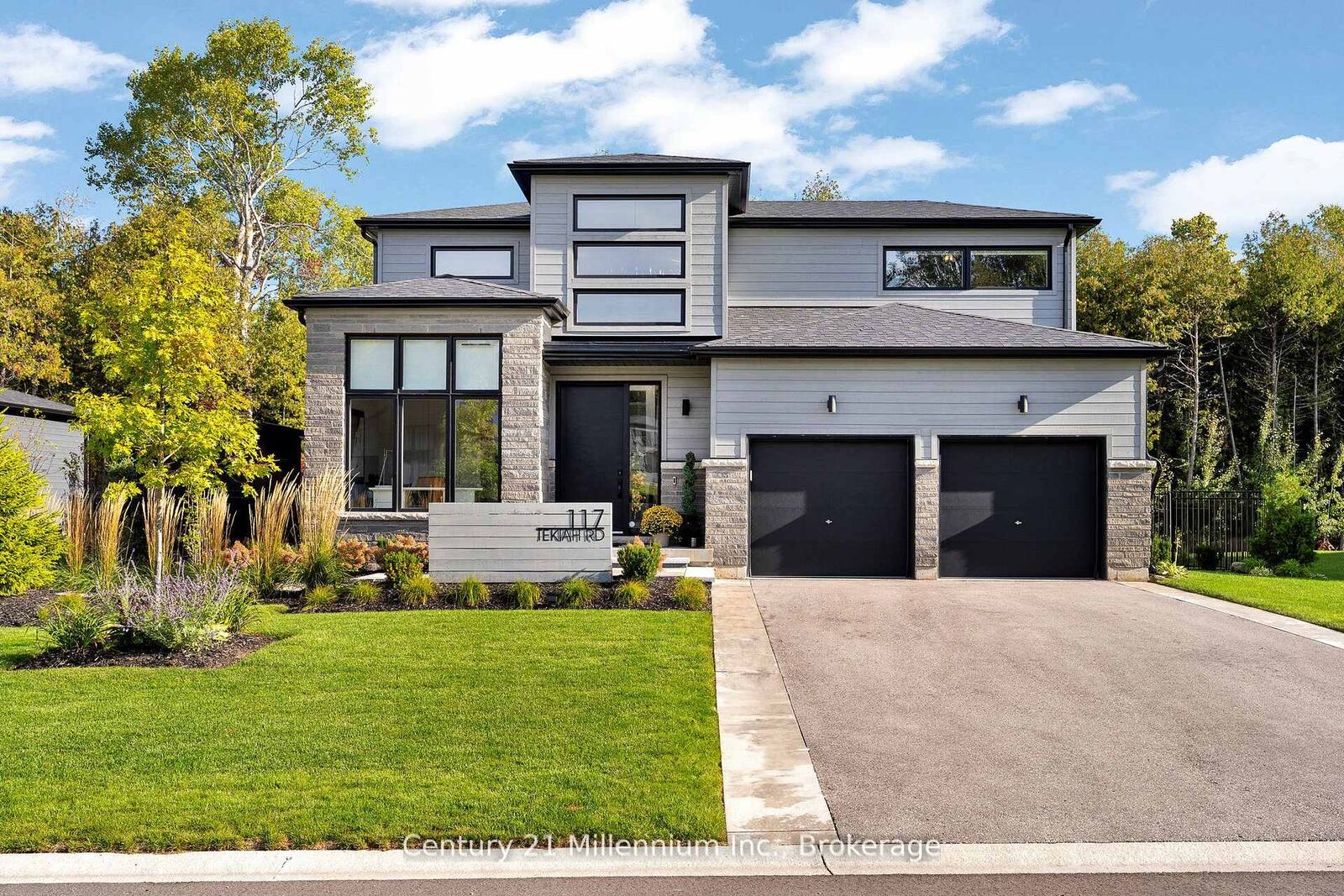 Property Photo: 117 Tekiah Road ON N0H 1J0