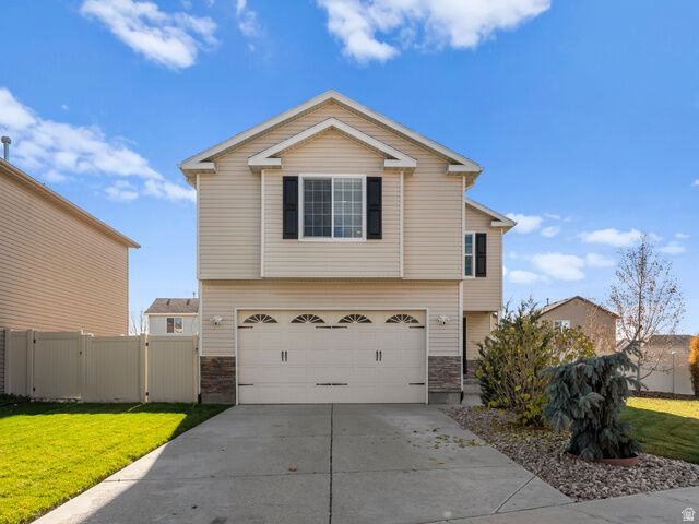 Property Photo: 2068 E Jordan Way N UT 84005