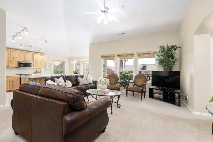 Property Photo:  488 E 400 S  UT 84738 