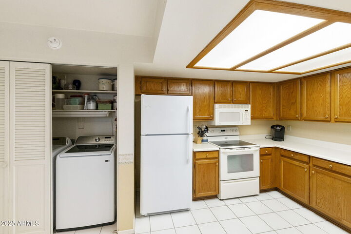 Property Photo:  557 S Palo Verde Way  AZ 85208 
