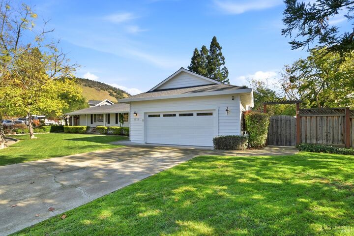 Property Photo:  1210 Rincon Meadows Court  CA 95409 