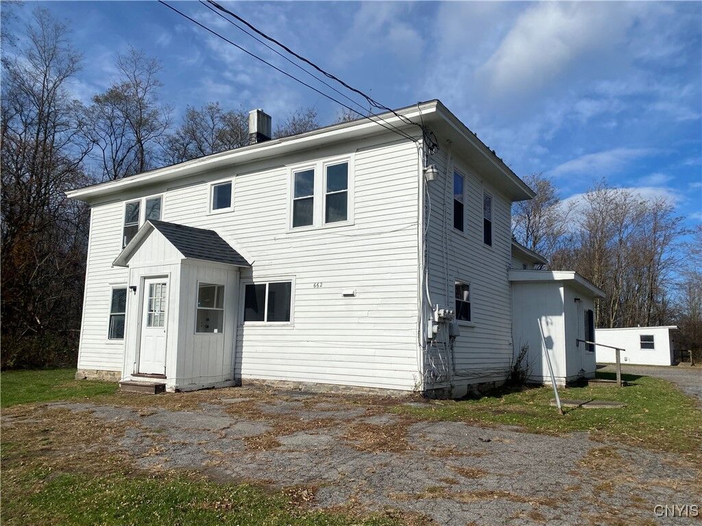 Property Photo: 660 County Route 1 2 Lower NY 13126