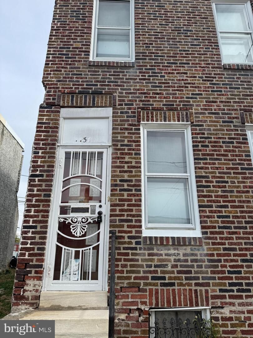 Property Photo:  3337 N 11th Street  PA 19140 