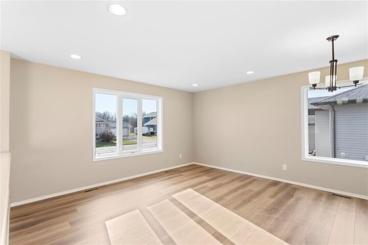 Property Photo:  110 Tanglewood Bay  MB R0A 0V0 