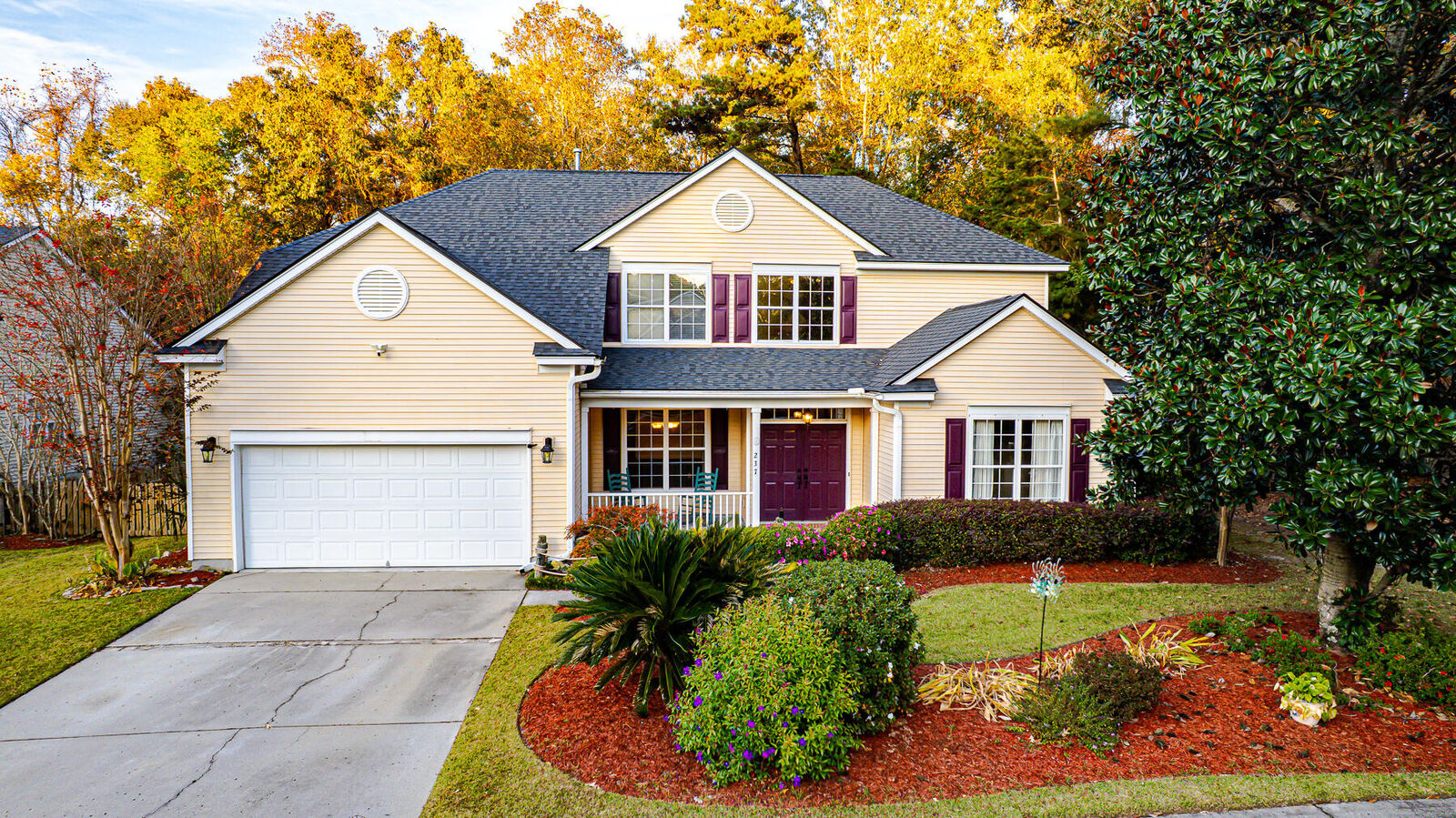 Property Photo:  237 Cabrill Drive  SC 29414 