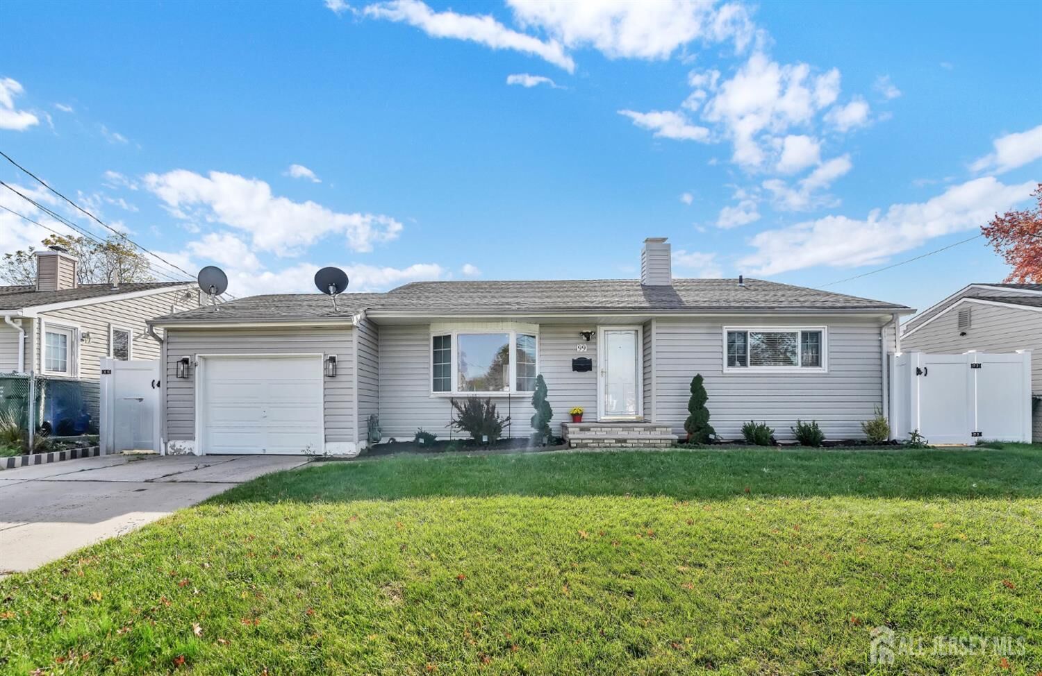 Property Photo: 99 Cameo Place NJ 07067