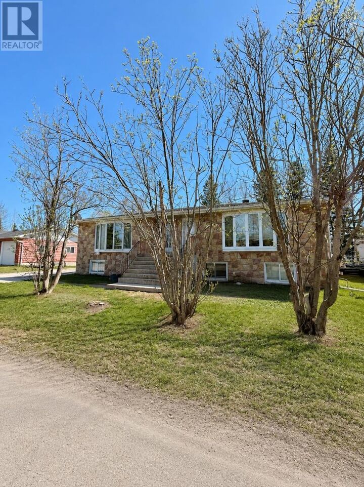Property Photo:  113 Cedar Cres  ON P0T 2A0 